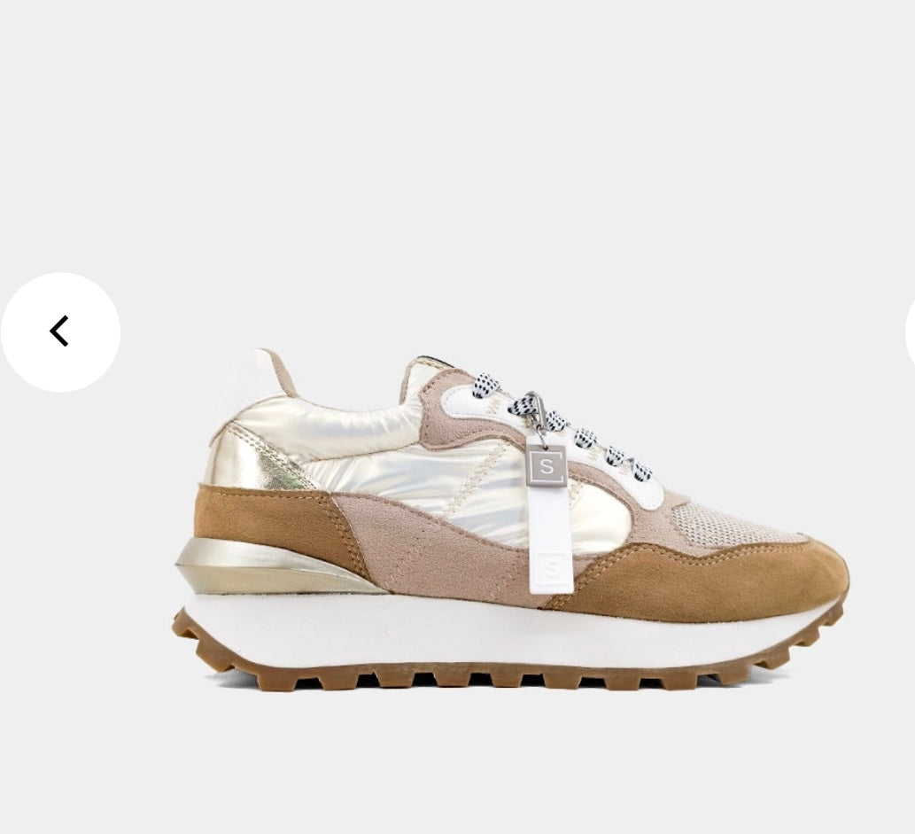 Phoebe Sneaker