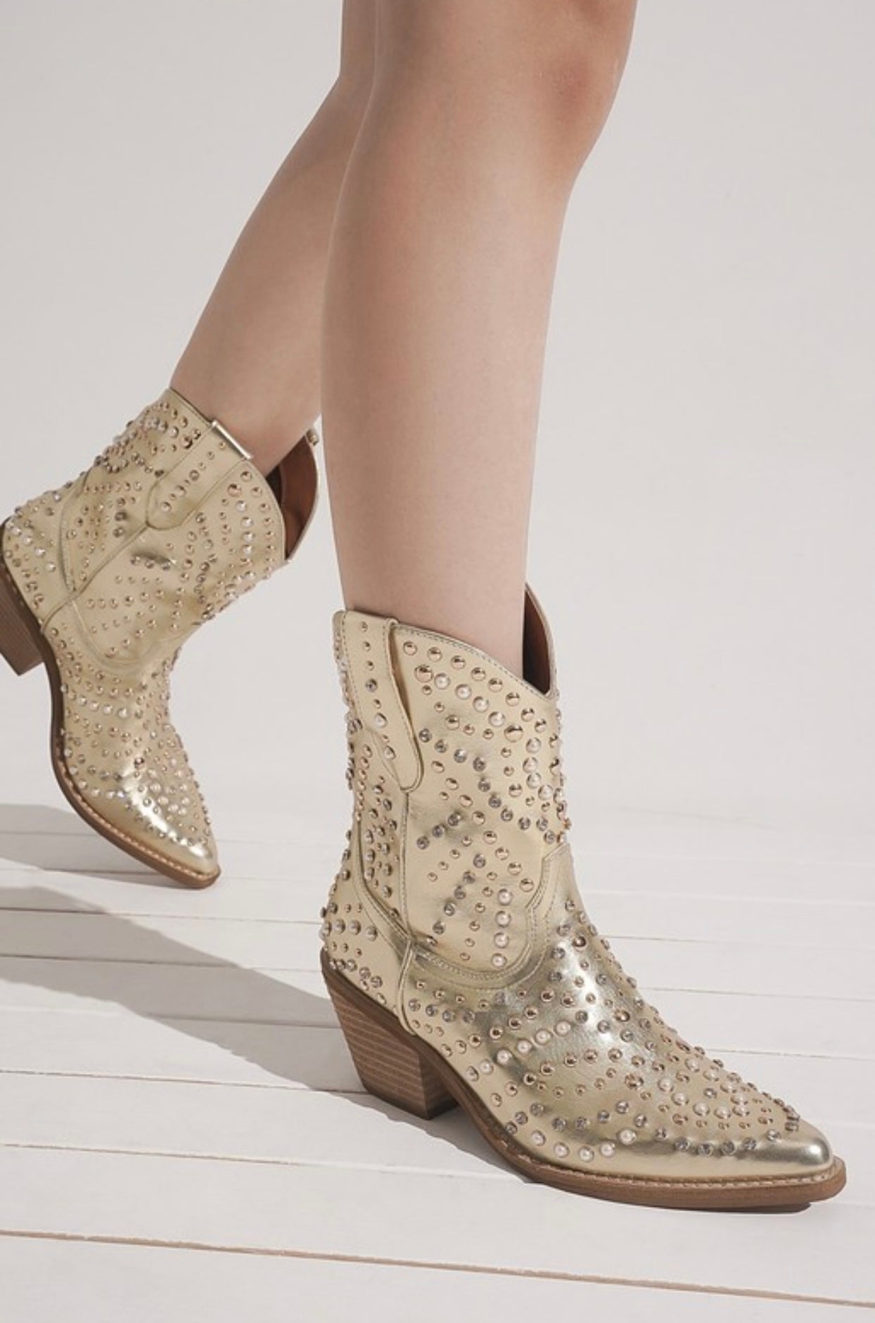 Mardi Gold Boots